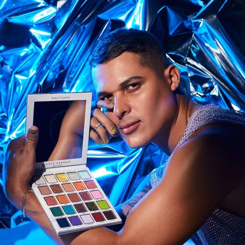Beauty Creations x Luis Torres Vol.2 Paleta de Sombras Overdressd