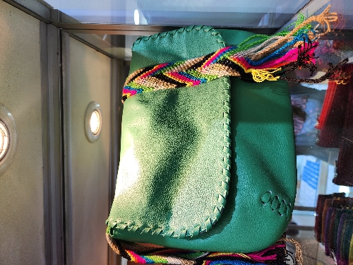 BML01 - BOLSO CUERO CARRIEL