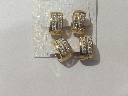 ARGOLLAS DE ACERO HOGY 2 LINEAS DE CIRCONES MATE ARA00063