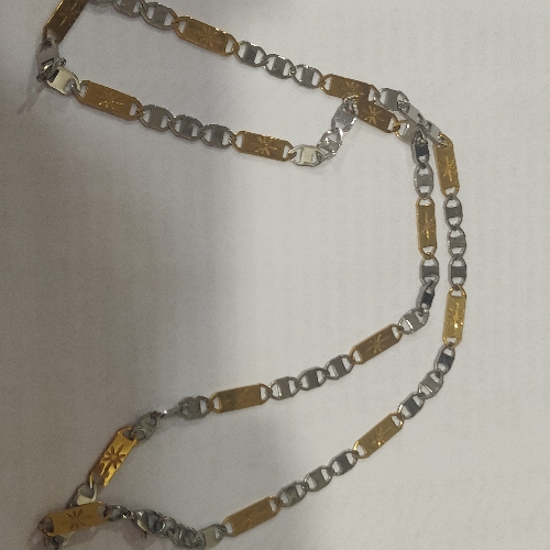 CADENA EN ACERO 2 TONOS LABRADOS CON ESTRELLA  EN ESLABON DORADO CSA000610