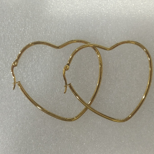 ARGOLLA EN ACERO SENCILLA FORMA CORAZON 48X51MM