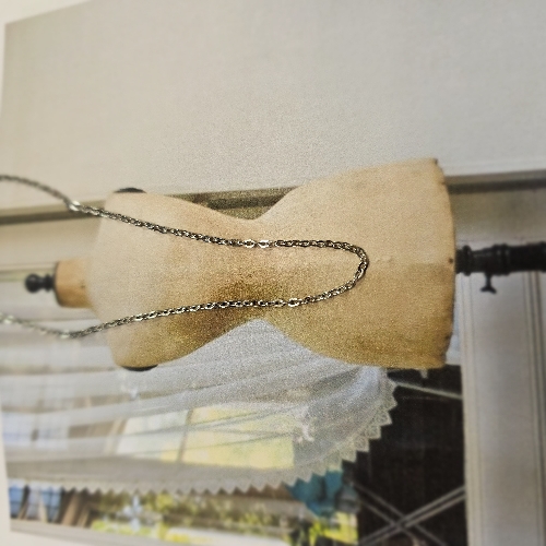 CADENA EN ACERO TEJIDO ESLABONES APLANADOS UN SOLO TONO 1MM CSA000118
