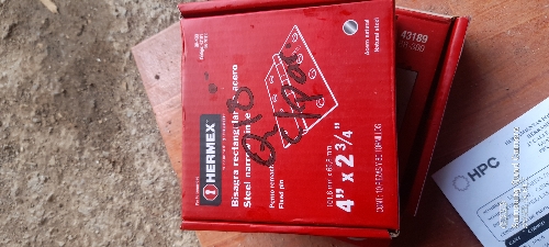 Bisagra Rectangular de 4"  X 2 3/4acero pulido POR PAR