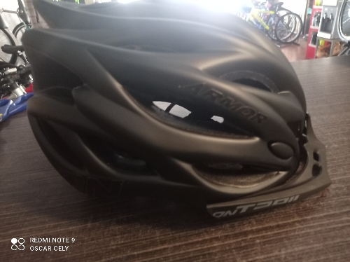 Casco ontrail armor