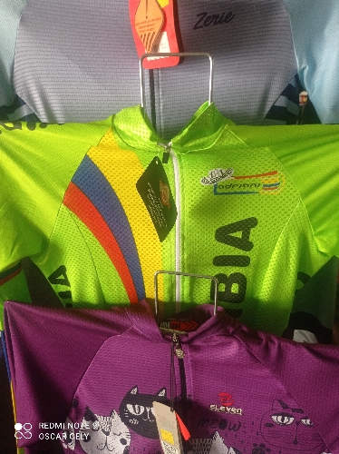 Camisa M adriani Colombia fem m/larga