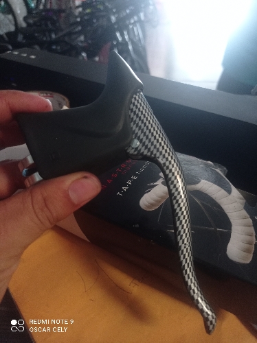 Manecillas para bicicleta de ruta carbono