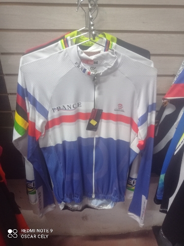 Camisa M eleven manga larga
