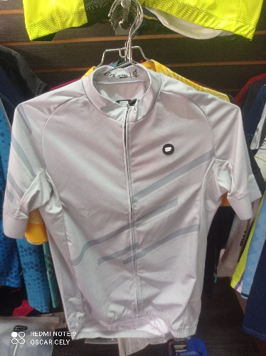 Camisa M enjoy claw grey m/corta