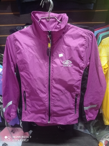 Chaqueta XS cortavientos trend