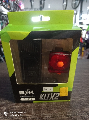 Luz  combo bok