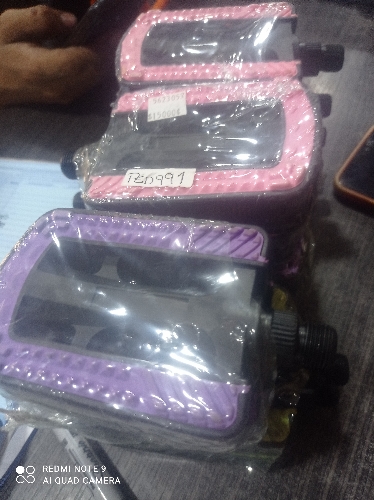 Pedal color