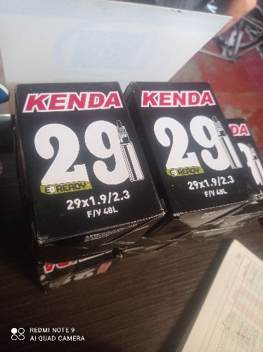 Neumatico 29 Kenda caja negra