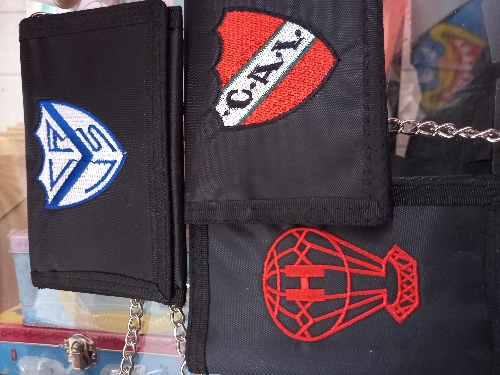 Billetera lona bordado