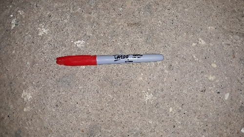 Marcador permanente rojo tatoo