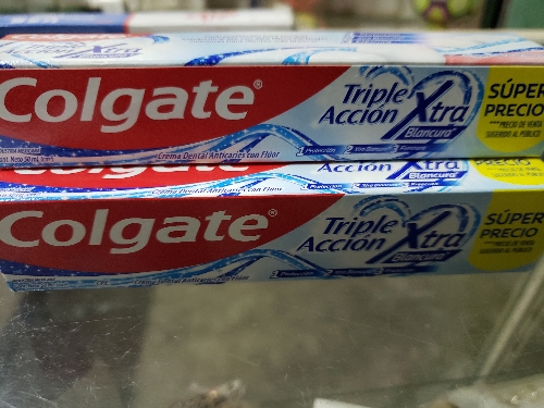 Crema dental colgate