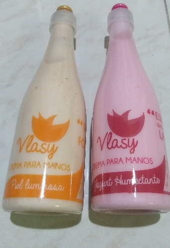 Crema de manos vlasy