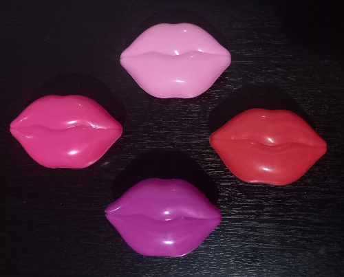 Brillo hidratante forma de labios D022