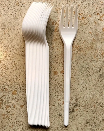 Tenedor Plástico blanco x 50 unid
