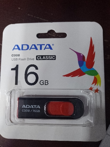 Memoria USB 16g Adata