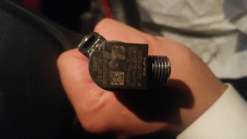 Inyector Sprinter OM651 seminuevo