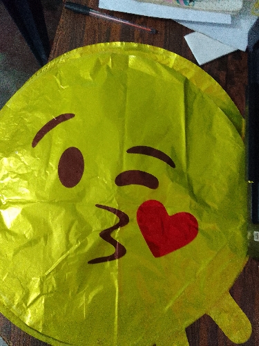 Globo emoyi
