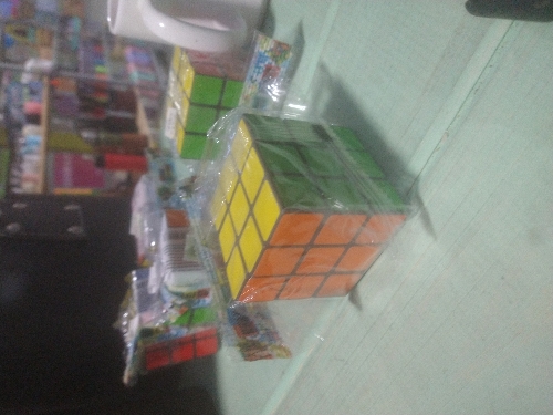137 CUBO RUBIK