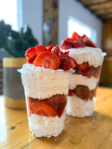 Fresas con Crema 10oz.