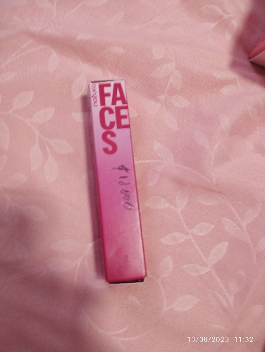Labial líquido Faces