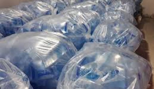 Agua en bolsa 25 el  paquete