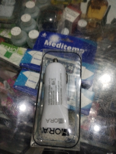Cargador de cel para carro