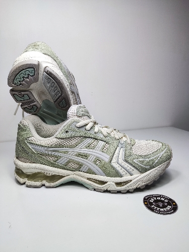 Asics Gel Cayano No 23.5