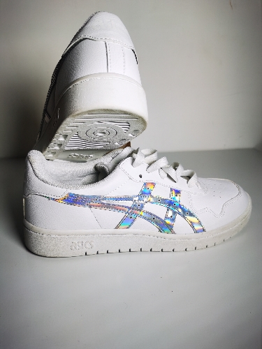 Asics Casual  Blanco / Holograma No 25.5