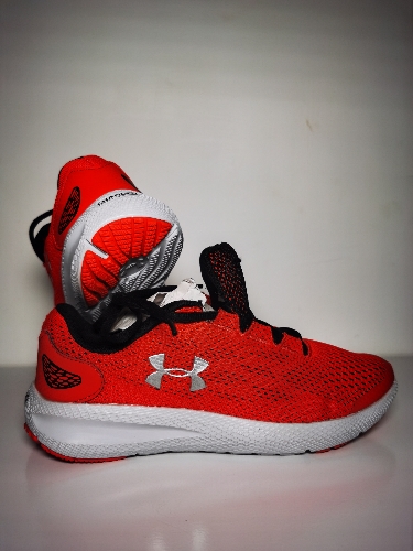 834 Under Armour Charged Rojo No 25