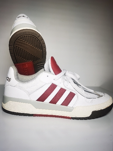 Adidas Entrap Basketball Low Blanco / Vino No 27