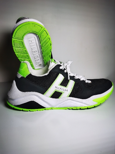 1003 Tommy Hilfiger Negro / Verde No 29