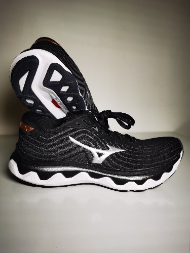 1105 Mizuno Wave Horizon 06 Negro No 25