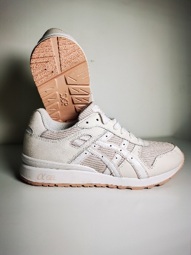Asics Gel Gt2 Blanco / Lineas Rosa No 24