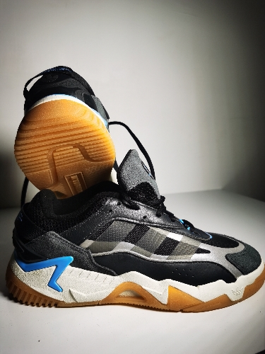 Adidas Niteball II Gris / Negro No 26