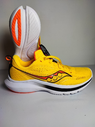 1510 Saucony Kinvara-13 Amarillo No 23.5