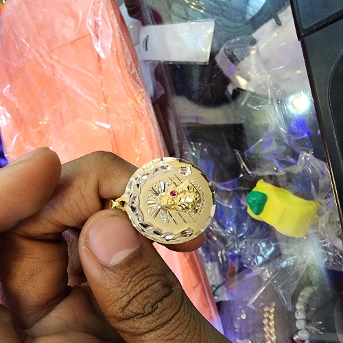 Medalla Virgen 4.8 Gramos