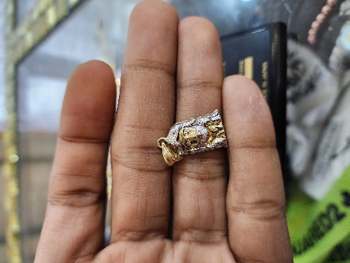 Medalla Cara de Cristo 1.4 Gramos