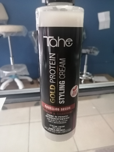 Tahe Stlyng Crema Protein Gold  Cabellos Secos 200ml