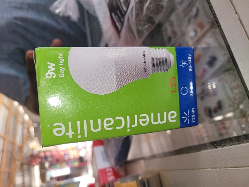 Foco recargable ●