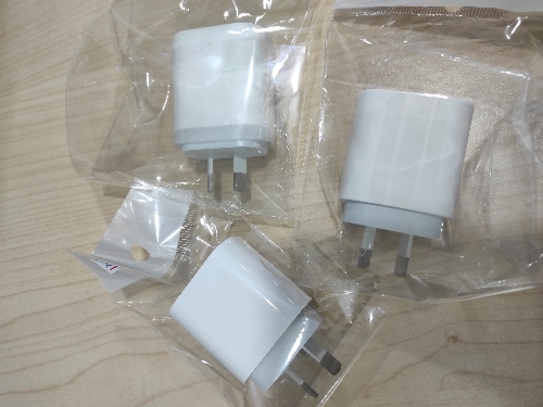 Cargador ficha tipo C 20w