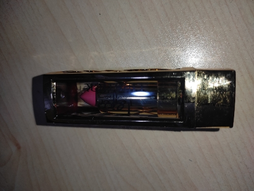 Labial tejar dorado
