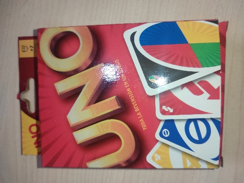 Juego de cartas uno
