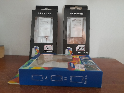 Cargador Samsung V8